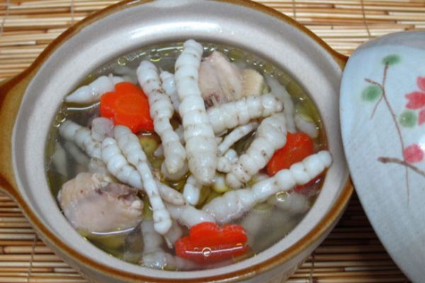 虫草参炖鸡汤