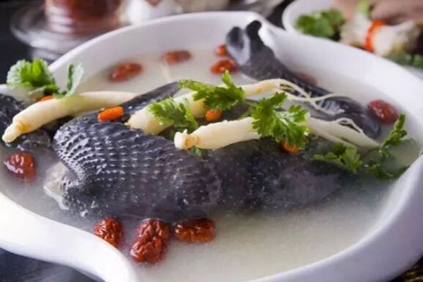 板栗乌鸡汤