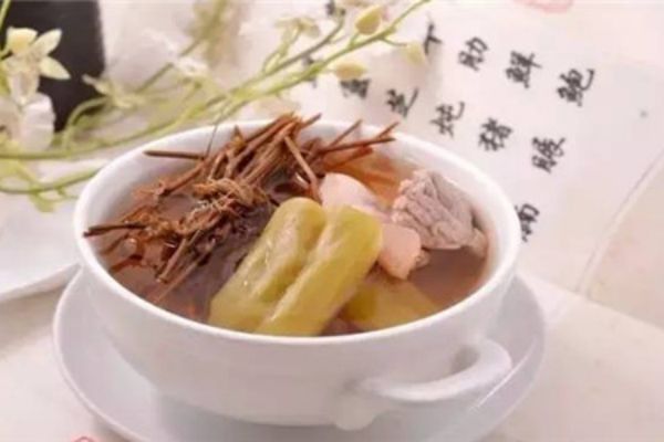 五叶神凉瓜煲猪蹄